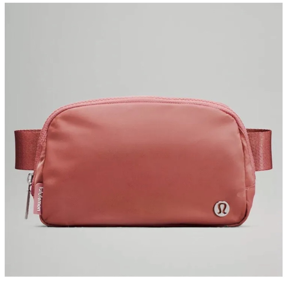 NWT | Lululemon Everywhere Belt Bag | Brier Rose